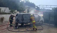 Hatay Payas’ta park halindeki minibüs küle döndü