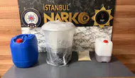 Kadıköy'de narkotik baskını 3 gözaltı, 30 kilo metamfetamin