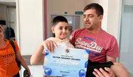 Kepezli çocuklara sünnet sonrası cesaret madalyası gibi belge