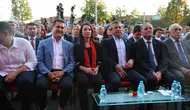Özgür Özelden Hacıbektaşta Cemevi Çıkışı