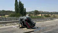 Uşak yolunda aile faciası Otomobil takla attı