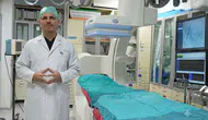 Bacak damarlarındaki tıkanıklıklar artık ameliyatsız tedavi edilebiliyor