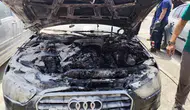 Üniversite otoparkındaki otomobil alevler içinde kaldı