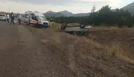 Hastane yolundan dönen sürücü direksiyon başında kontrolü kaybetti