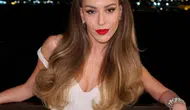 Sinem Kobal'ın aile boyu tatil albümü sosyal medyayı hareketlendirdi