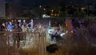 Bursa'da otomobil tarlaya uçtu, 5 kişi yaralandı