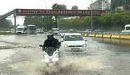 Samsun’da şiddetli yağış hayatı felç etti