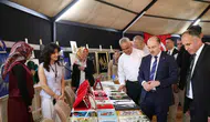 Oltulu kadınların el emeği göz nuru sergide buluştu