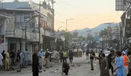 Pakistan’da karakola intihar saldırısı düzenlendi