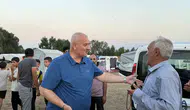 Kandil gecesi fındık tarlasında Başkan ve kaymakam işçilerle buluştu