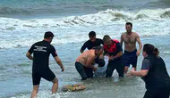 Ordu'da yasak dinlemeyen iki tatilci denizde boğulma tehlikesi geçirdi