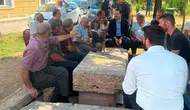 Demirözü’nde köy yolları için asfalt mesaisi başladı