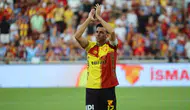 İsmail Köybaşı futbola duygusal bir veda ile nokta koydu