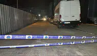 Sultangazi’de inşaat temeli çöktü Sokak güvenlik nedeniyle trafiğe kapatıldı