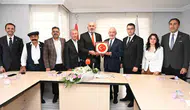 Isparta Belediye Başkanı Başdeğirmen Yılın En Başarılı İsmi Seçildi
