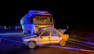Kastamonu'da feci kaza TIR ve otomobil çarpıştı