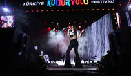 Simge Malatya Kültür Yolu Festivali’nde sahneye çıktı