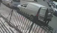 Gaziosmanpaşa'da kargo hırsızlığı kameraya yansıdı
