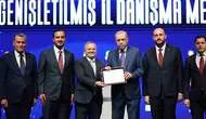 İstanbul’da üç belediye başkanı AK Parti’ye katıldı