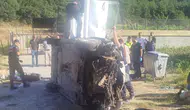 Uşak yolunda aile faciası Genç sürücü kontrolü kaybetti