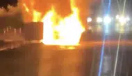 Samsun'da otomobil seyir halinde alev aldı, patlamalar yaşandı