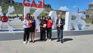 Kars sokaklarında şiddete karşı uyarı mesaisi