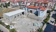 Isparta’da bir okul daha modern spor salonuna kavuşuyor