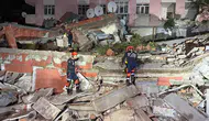 Bahçelievler'de boşaltılan 6 katlı bina çöktü