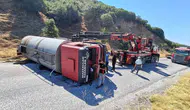 Alaşehir yolunda kaza trafiği kilitledi