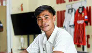 Tayland'da futbol sahasına yıldırım düştü