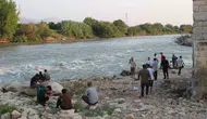 Adana'da nehre giren iki çocuk akıntıya kapılıp kayboldu