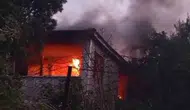 Karabük’te köy evinde korkutan yangın