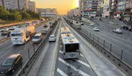 Şirinevler metrobüs durağında korkutan kaza