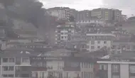 Avcılar'da Çatı Katını Alevler Sardı
