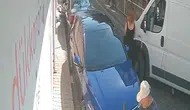 Bayraklı'da tapu parasını kaldırıma düşürdü, 100 bin TL'yi alan şüpheli kameradan yakalandı
