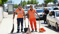 Çorum sokaklarında temizlik işçilerinden örnek yardımlaşma