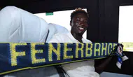 Fenerbahçe savunmaya Gana'dan takviye yaptı Oppong resmen sarı-lacivert