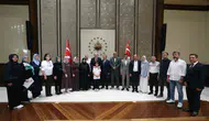 Erdoğan okul saldırısında hayatını kaybeden öğrencilerin aileleriyle buluştu