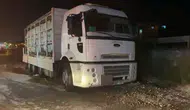 Hendek'te asit yüklü kamyon sızdırdı, 2 kişi etkilendi