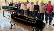 Çiğli’deki acı yangında can veren anneanne ve torunu defnedildi