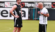 Dusan Vlahovic Beşiktaş formasıyla ilk kez sahaya indi