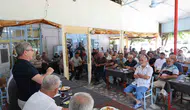 Nazilli’de mahalleli istedi belediye beş günde çatıyı yeniledi