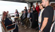 Körfezli kıdemli vatandaşlar vapur turuyla moral depoladı