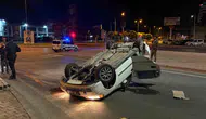 Kayseri'de kamyonla otomobil çarpıştı Araç ters döndü