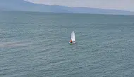 Çıldır Gölü rüzgarı yelken sporuna açtı