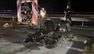 Anadolu Otoyolu Sakarya geçişinde feci motosiklet kazası