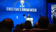 CHP’li üç yerel yönetici rozetlerini AK Parti’ye taktı