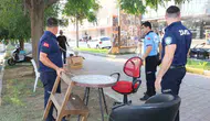 Aksu zabıtasından kaldırım işgali ve dilenci operasyonu