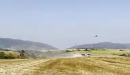 İnegöl ormanlarında alevlerle zorlu mücadele