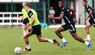 Beşiktaş Avrupa yolunda Hradec Kralove mesaisini sürdürüyor